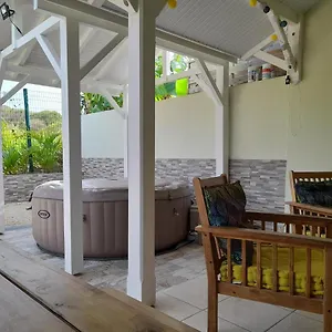 https://villa-fleur-de-lys.comcaribbean.com